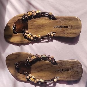 Mix & Co Bead Slippers Flats Size 7